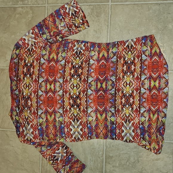 Cable & Gauge Orange/Red Multicolor Geometric Blouse - Picture 7 of 7